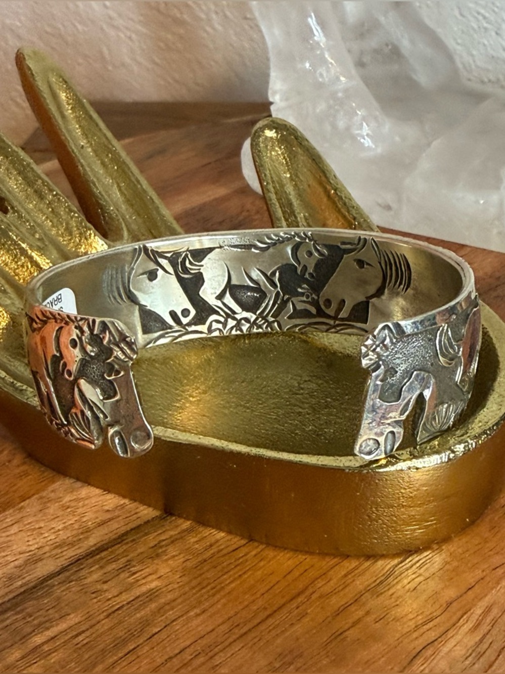 Lloyd Becenti Navajo Handmade Storyteller Horse Bracelet Cuff